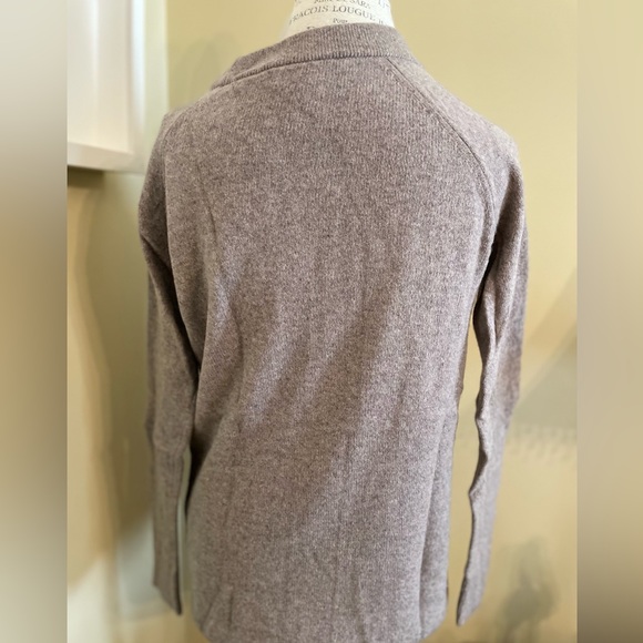 Bow sweater - Picture 2 of 5